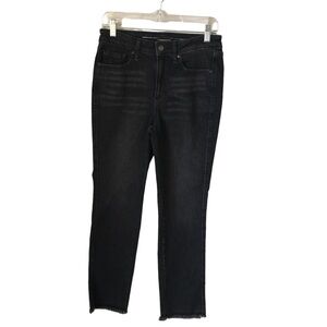 Chicos “Define Me Denim” size 0.5 or size‎ 6 straight leg ankle raw hem b…